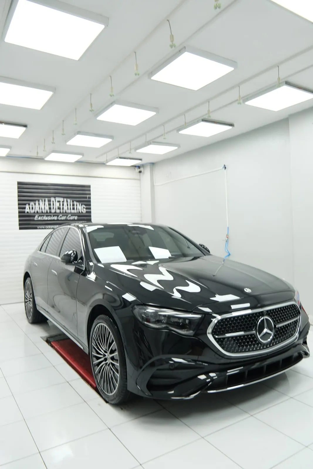 Mercedes E-Serisi — boya koruma folyosu